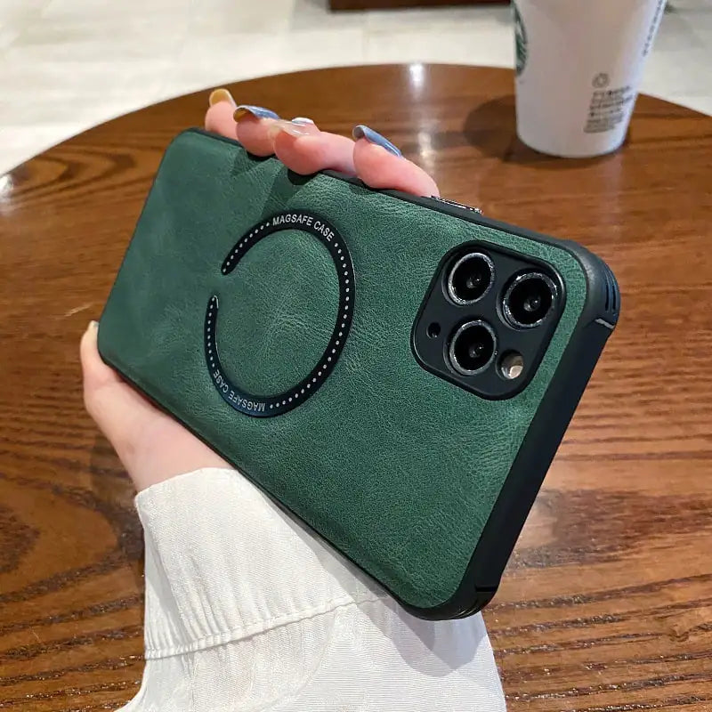 Professional Magnetic Charging Case